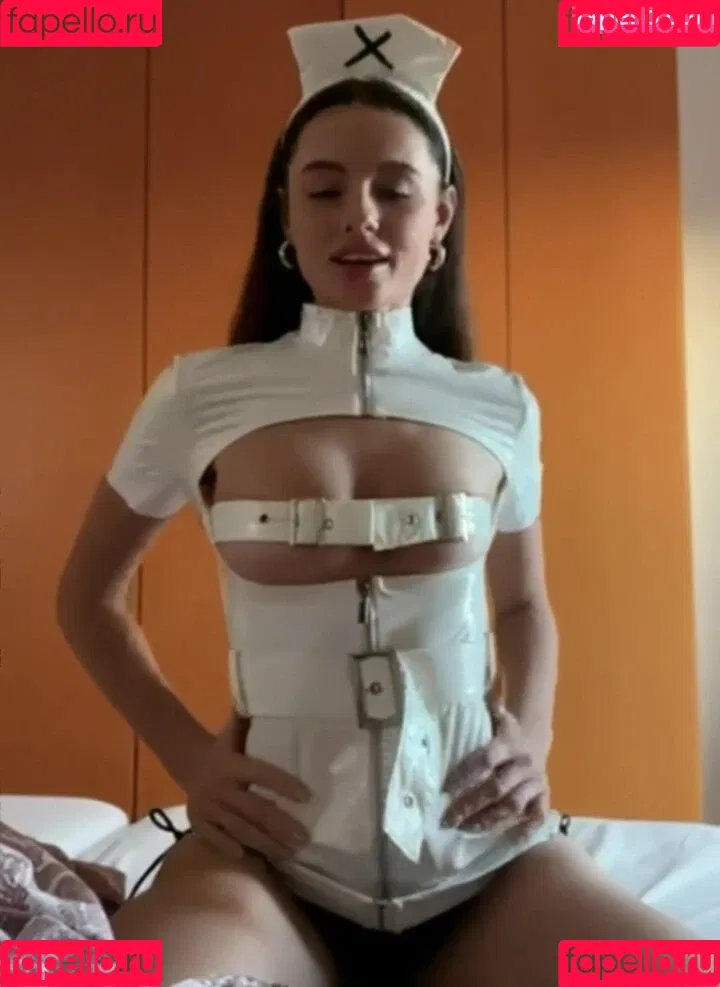Elizabeth Vasilenko Onlyfans Photo Gallery 