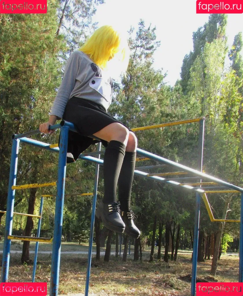 Mari_Aisu Onlyfans Photo Gallery 