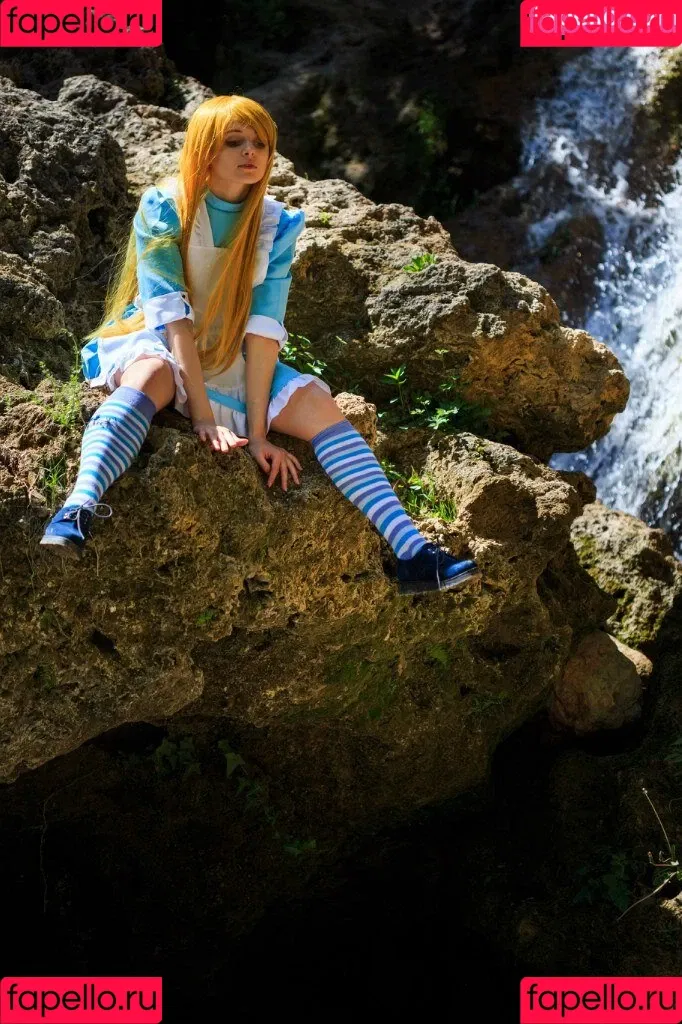 Mari_Aisu Onlyfans Photo Gallery 