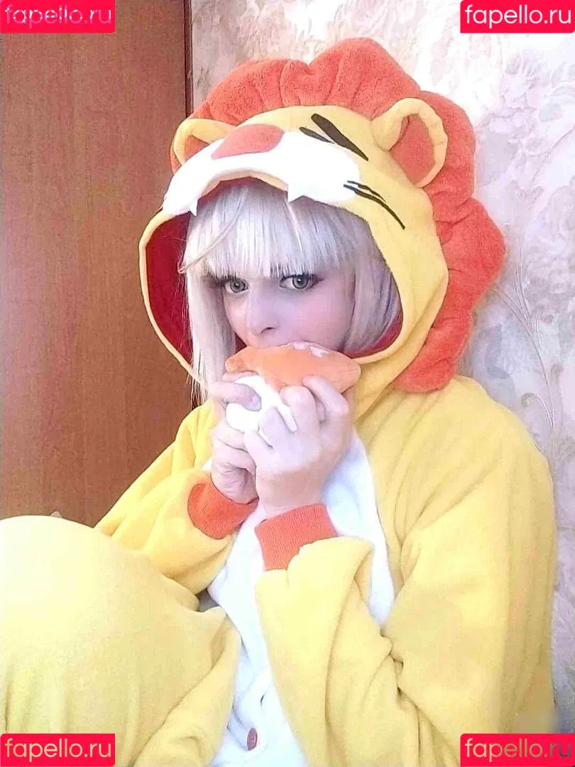 Mari_Aisu Onlyfans Photo Gallery 