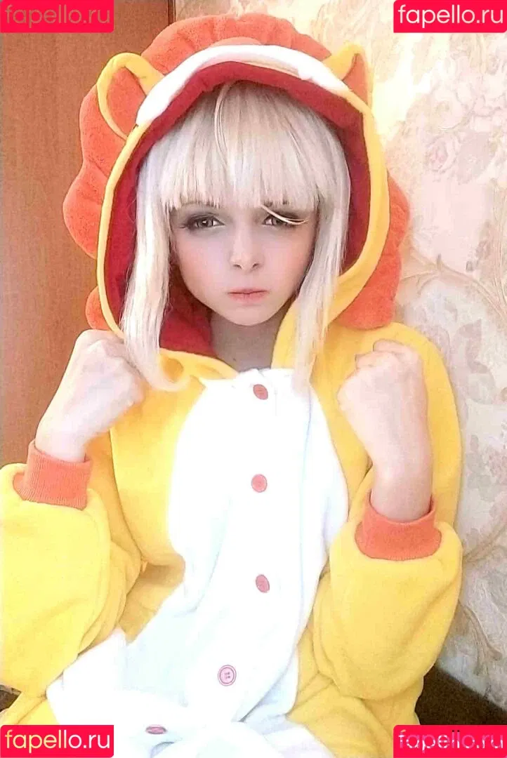 Mari_Aisu Onlyfans Photo Gallery 