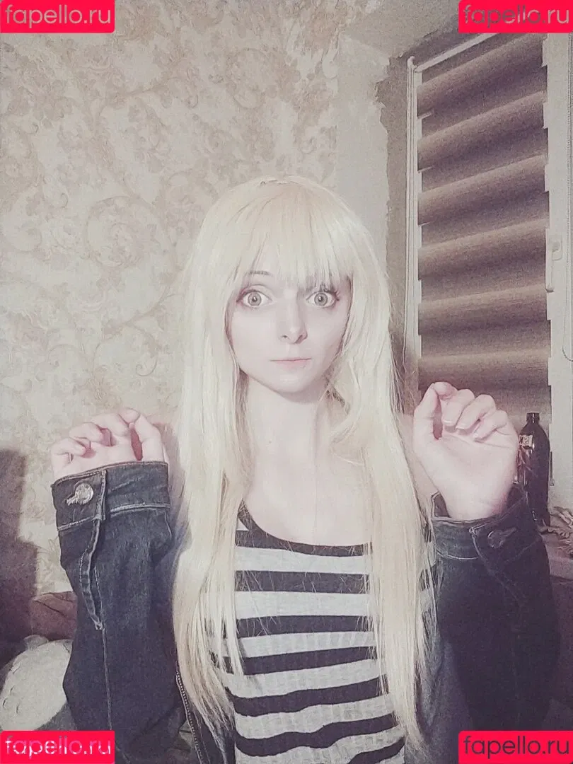 Mari_Aisu Onlyfans Photo Gallery 