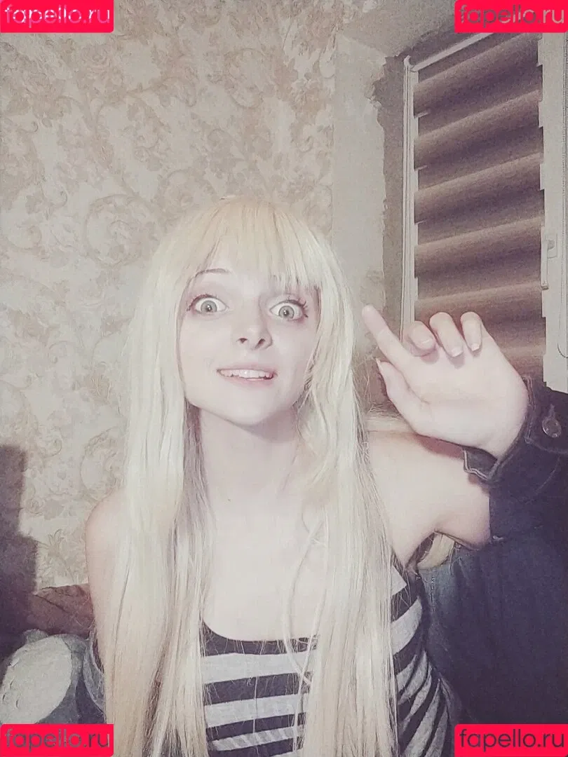 Mari_Aisu Onlyfans Photo Gallery 