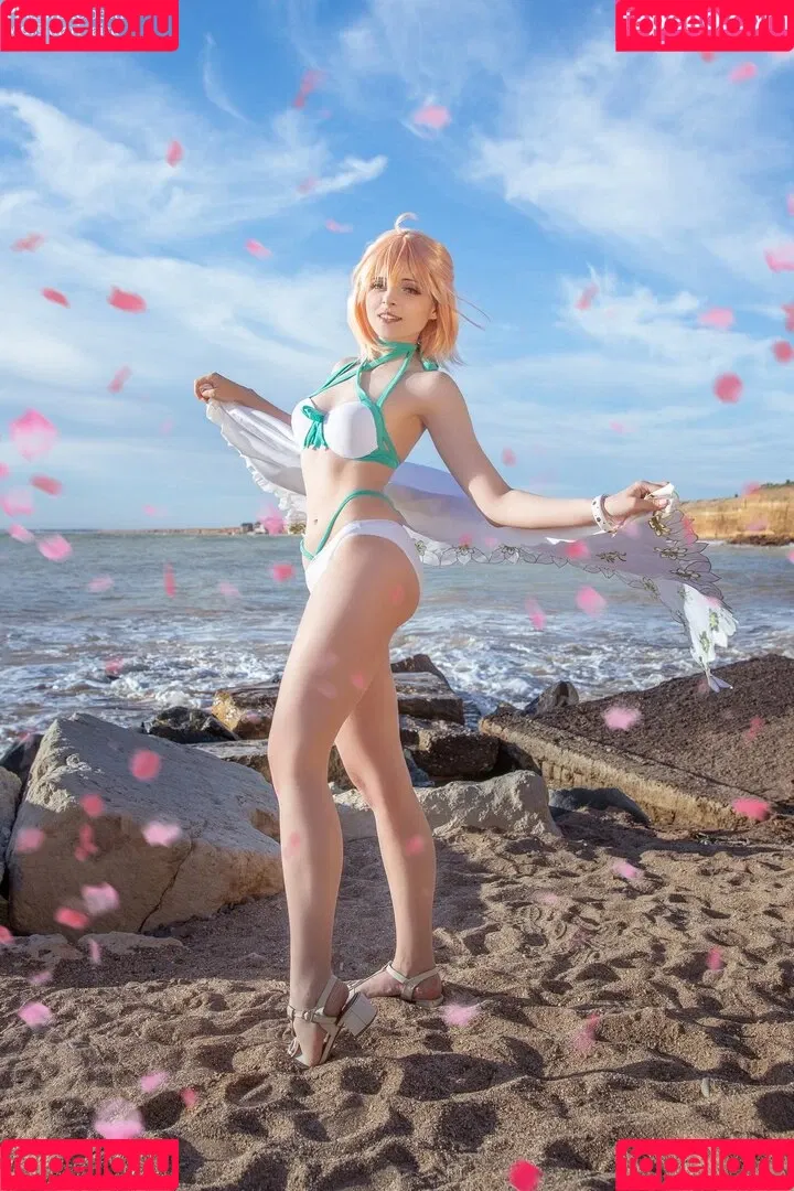 Mari_Aisu Onlyfans Photo Gallery 