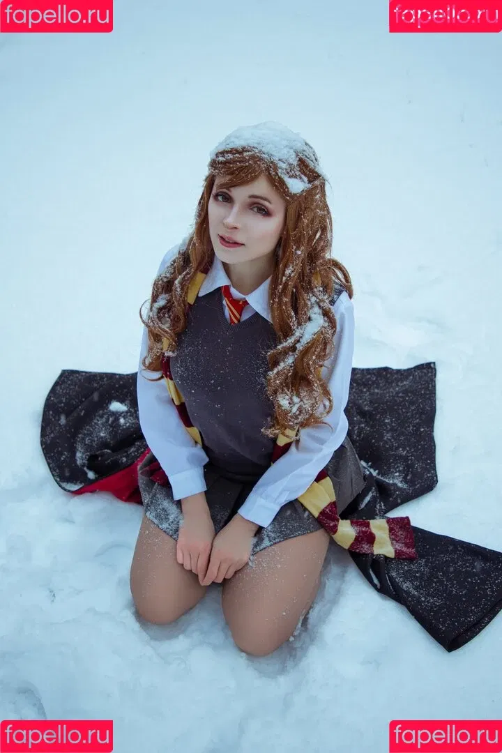 Mari_Aisu Onlyfans Photo Gallery 