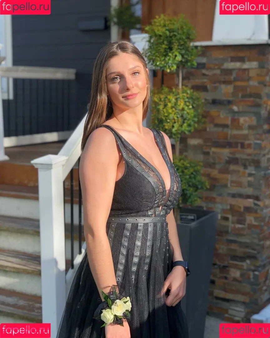 Efiyenia Stavropoulos Onlyfans Photo Gallery 