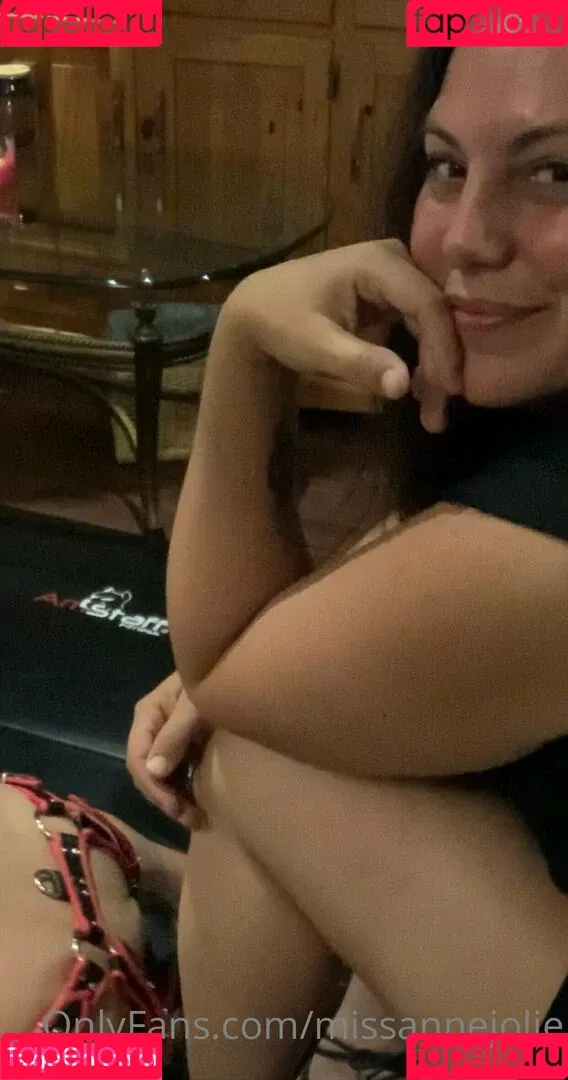 missannejolie Onlyfans Photo Gallery 