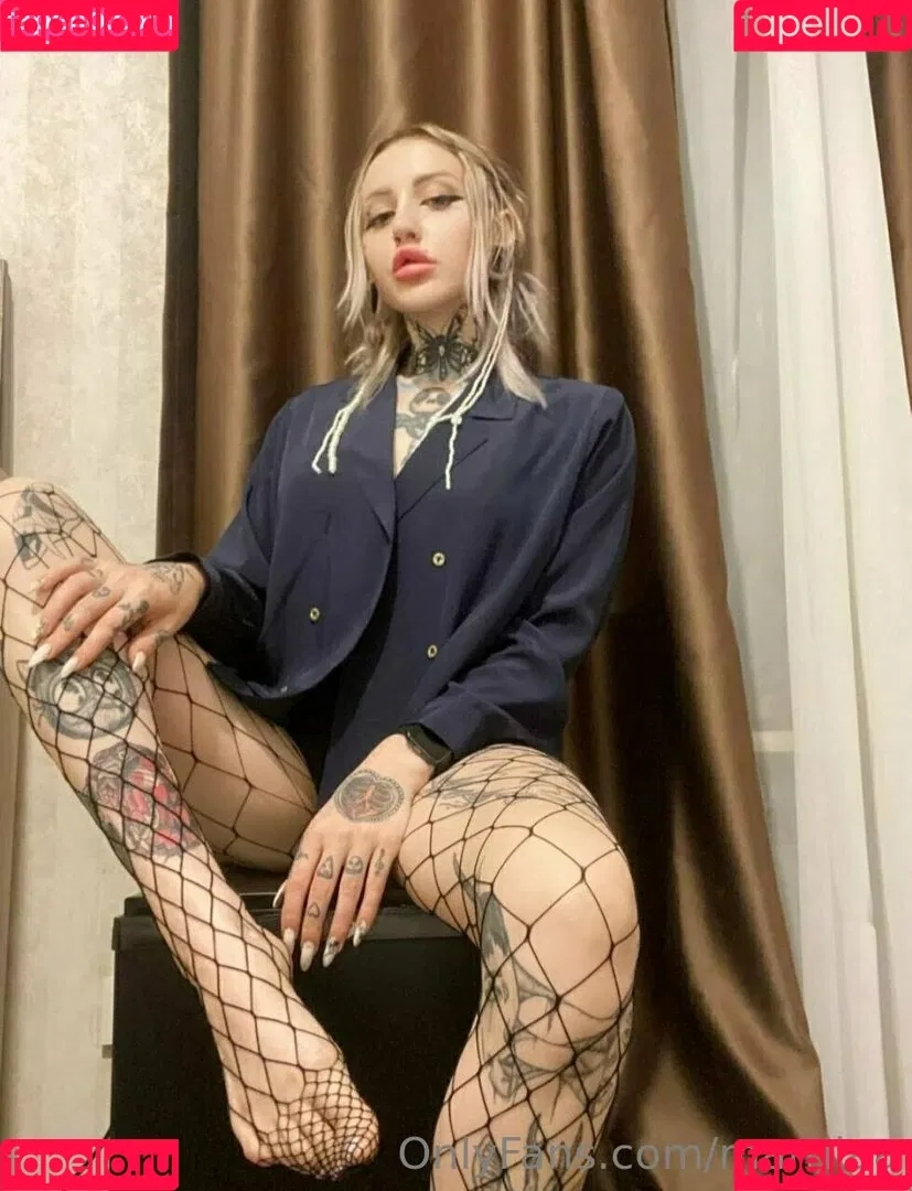 marrllaa Onlyfans Photo Gallery 