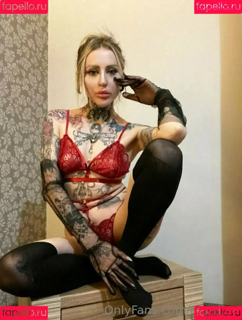 marrllaa Onlyfans Photo Gallery 