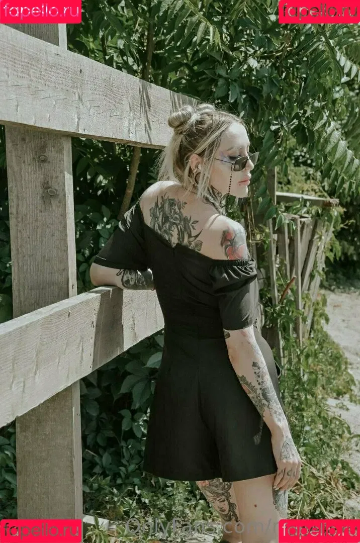 marrllaa Onlyfans Photo Gallery 