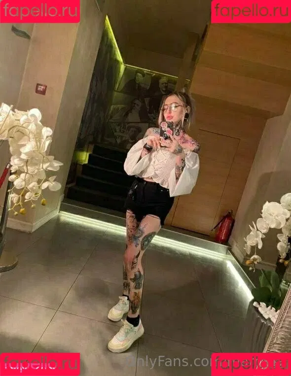 marrllaa Onlyfans Photo Gallery 