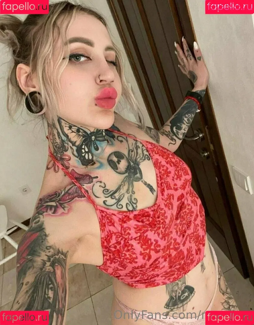 marrllaa Onlyfans Photo Gallery 