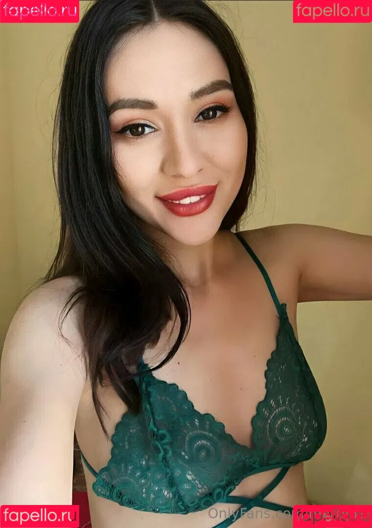 marrllaa Onlyfans Photo Gallery 