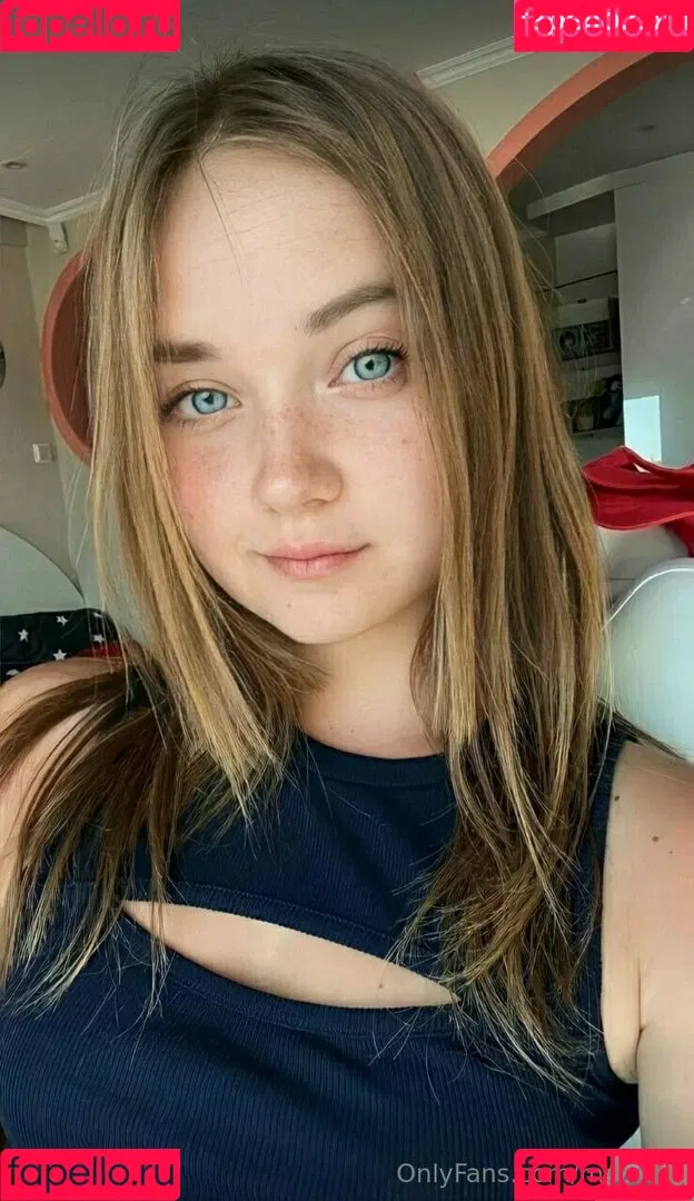 marrllaa Onlyfans Photo Gallery 