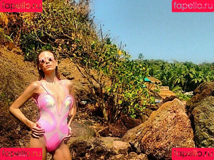 Tova Golan Onlyfans Photo Gallery 