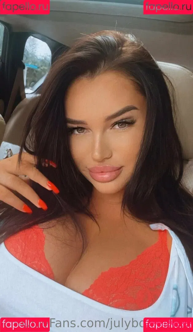 julyboobsfree Onlyfans Photo Gallery 