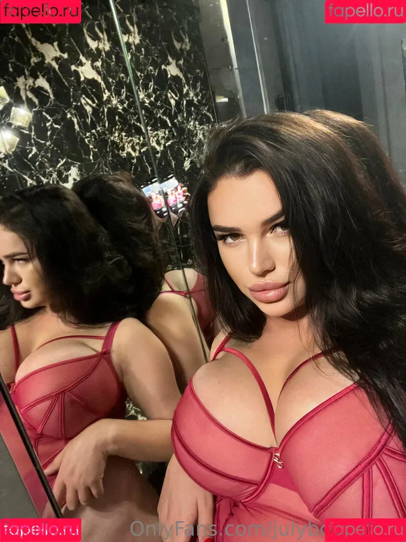 julyboobsfree Onlyfans Photo Gallery 