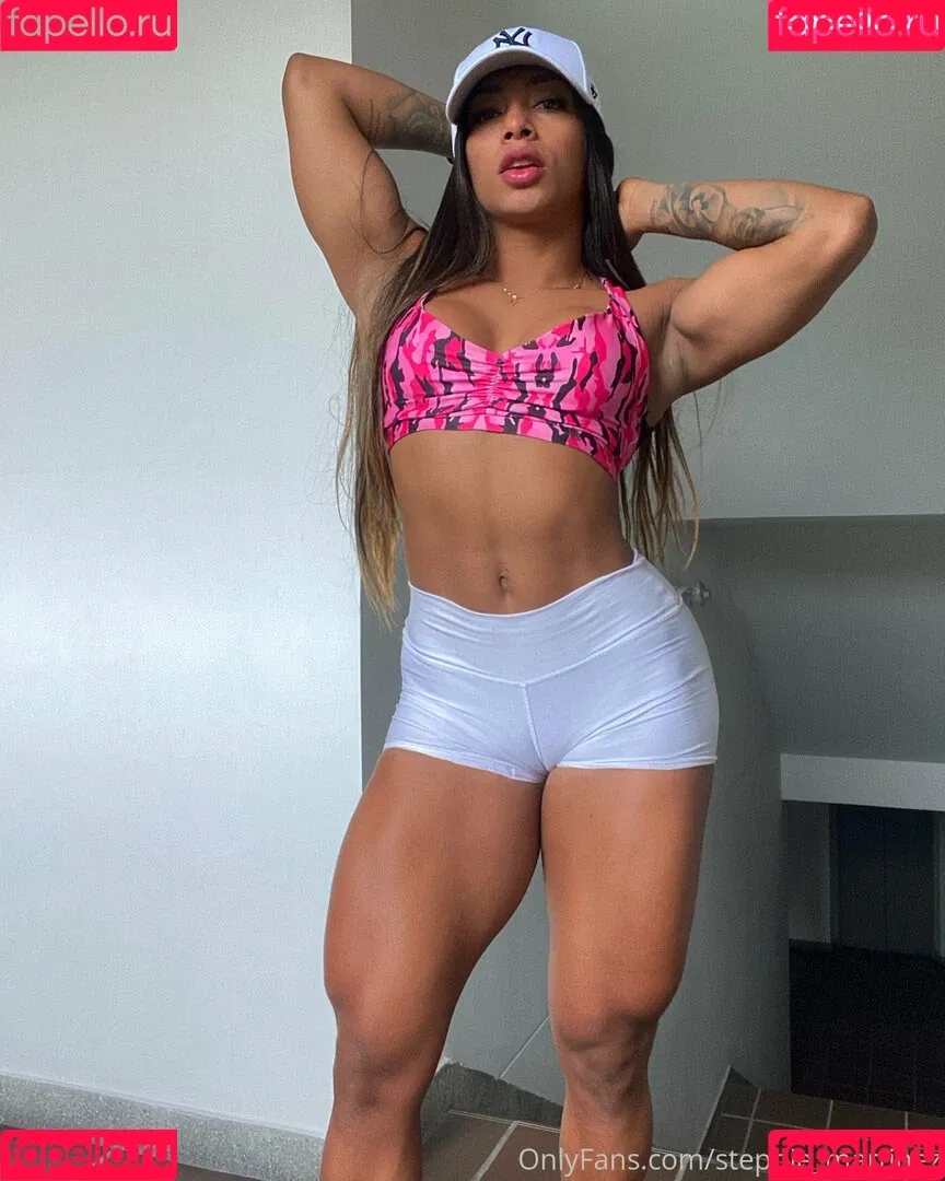 Estefany Martínez Onlyfans Photo Gallery 