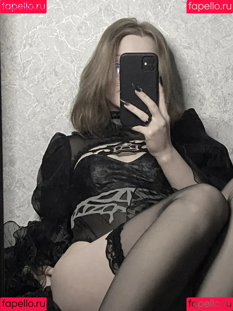 Vwemor Onlyfans Photo Gallery 