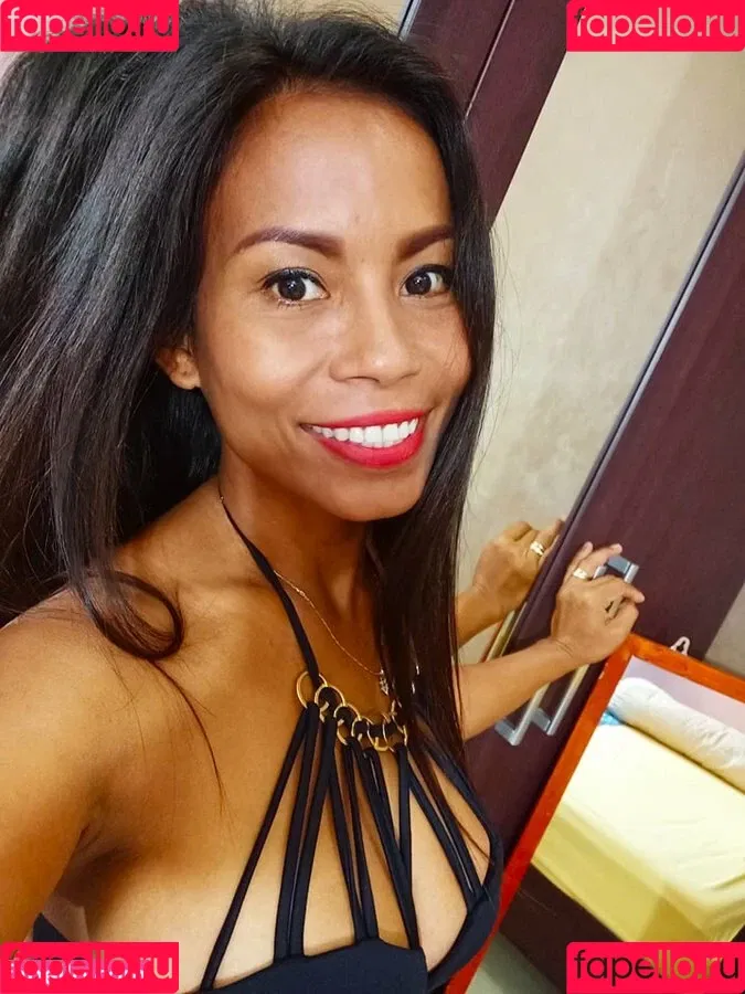 PaulaThai Onlyfans Photo Gallery 