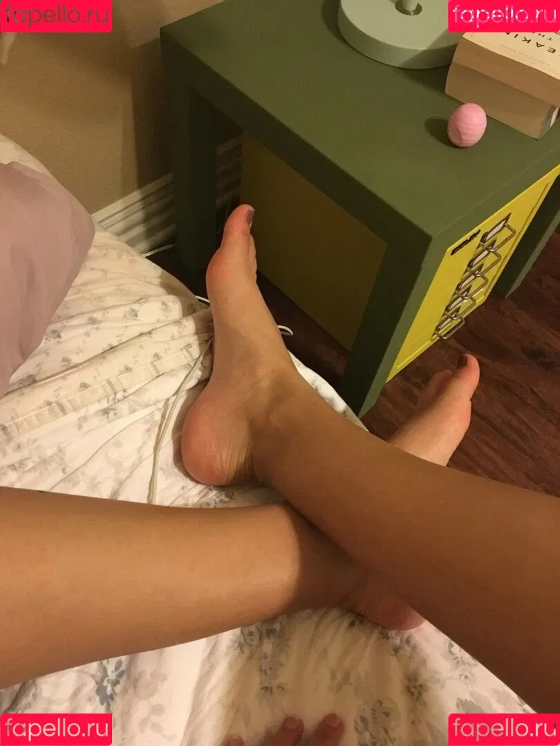 Pretty Feet Onlyfans Photo Gallery 