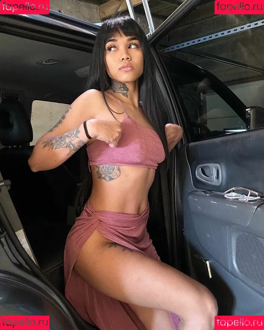 AJ Small Onlyfans Photo Gallery 