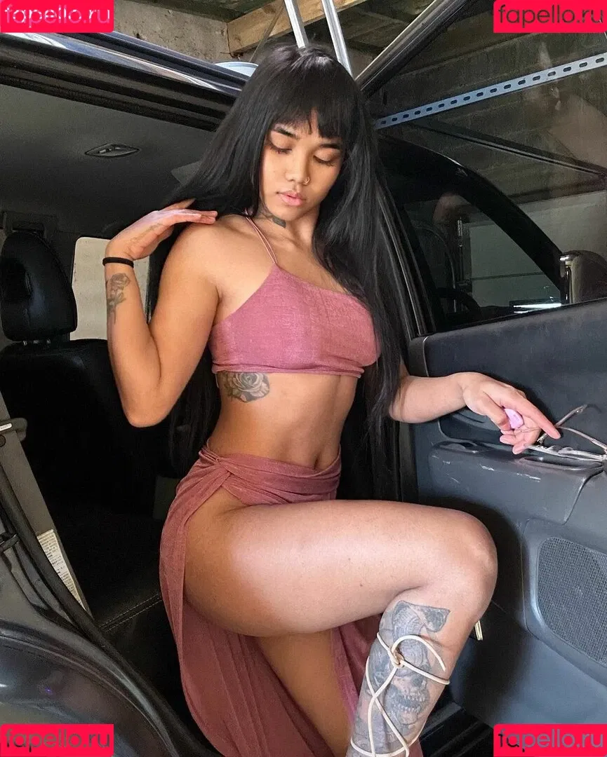 AJ Small Onlyfans Photo Gallery 