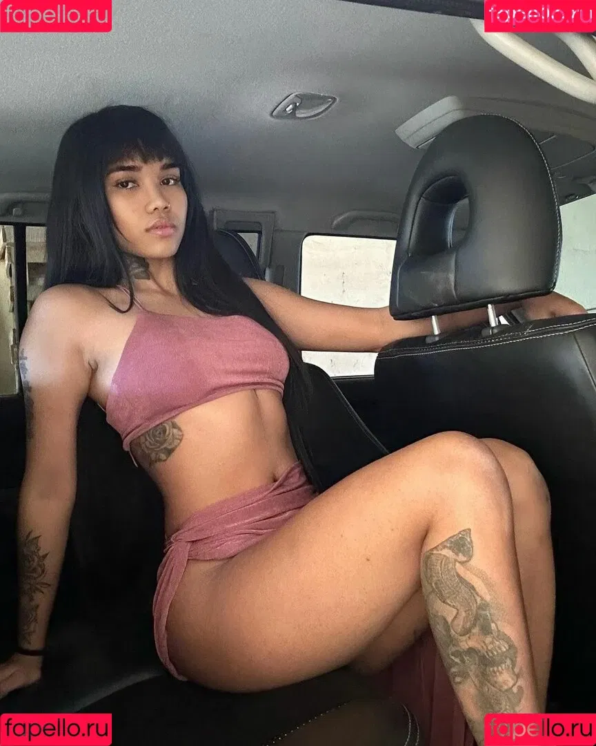AJ Small Onlyfans Photo Gallery 