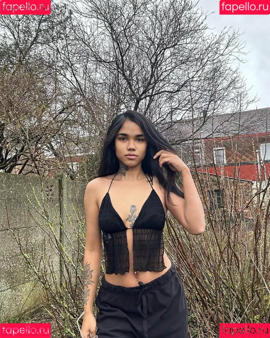 AJ Small Onlyfans Photo Gallery 