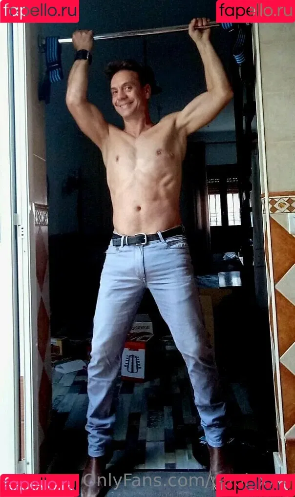 papi_xxx Onlyfans Photo Gallery 