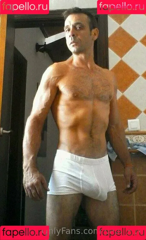 papi_xxx Onlyfans Photo Gallery 
