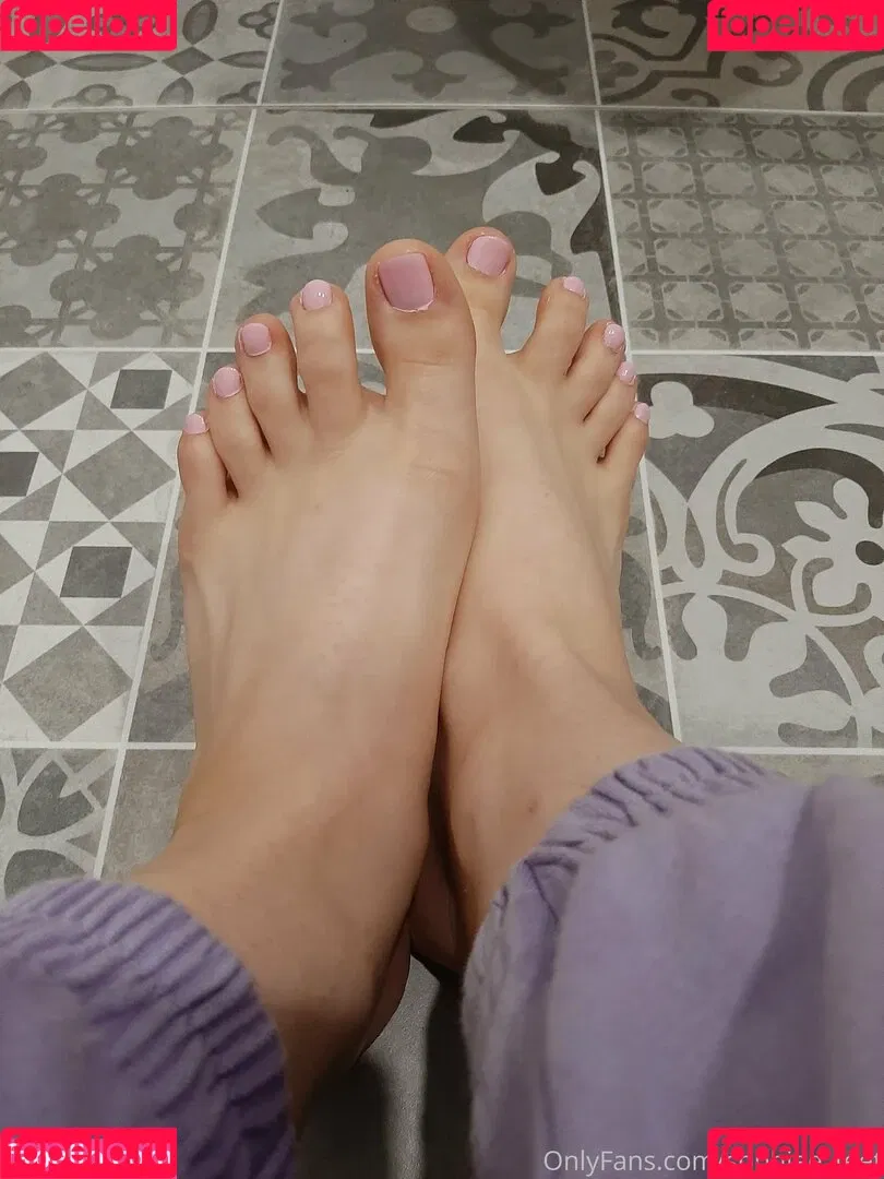 sophiee_feet Onlyfans Photo Gallery 