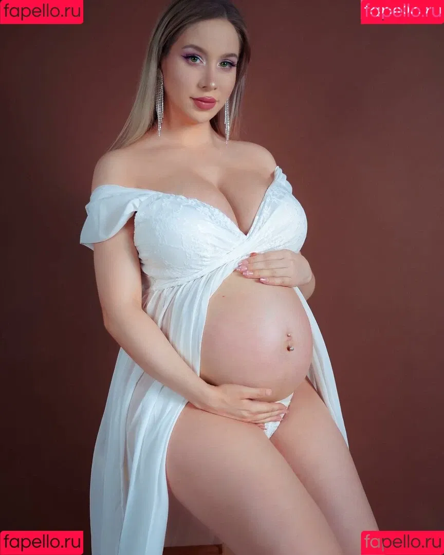 Izzy G Onlyfans Photo Gallery 