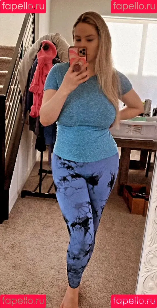 Izzy G Onlyfans Photo Gallery 