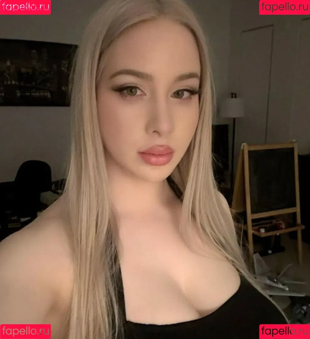 Izzy G Onlyfans Photo Gallery 