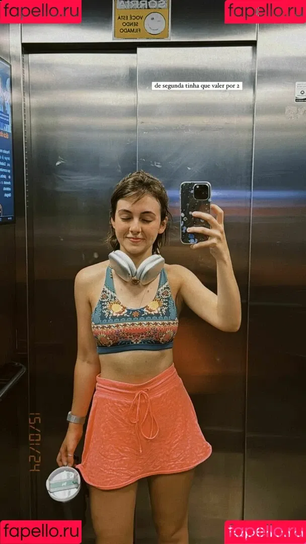 Klara Castanho Onlyfans Photo Gallery 