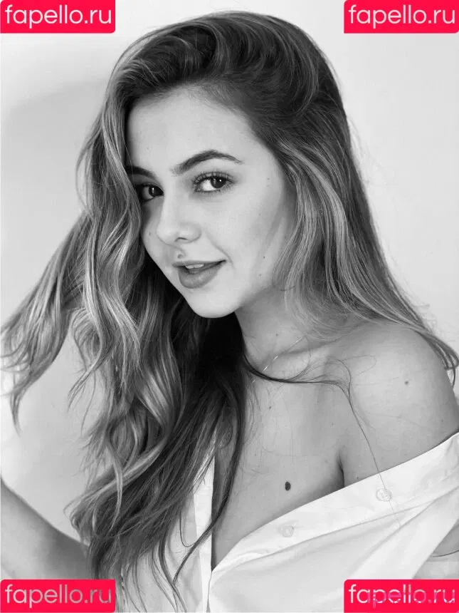 Klara Castanho Onlyfans Photo Gallery 