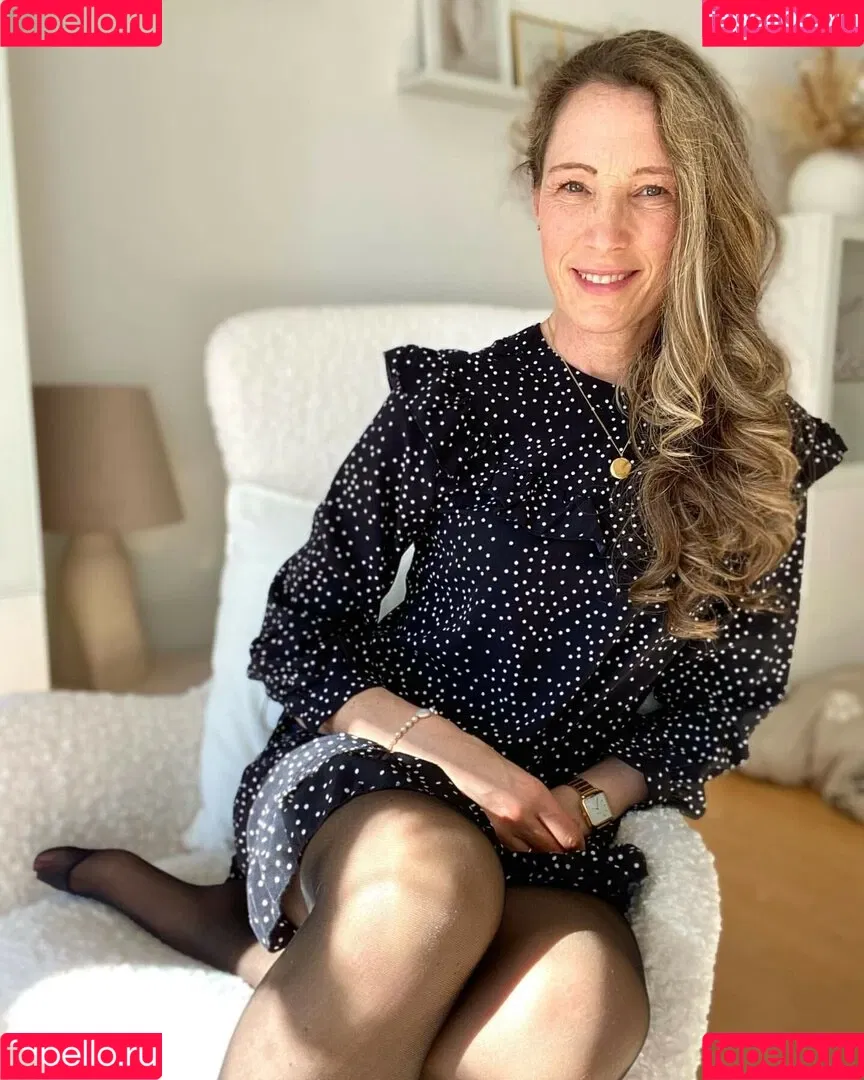 mom74fashion Onlyfans Photo Gallery 