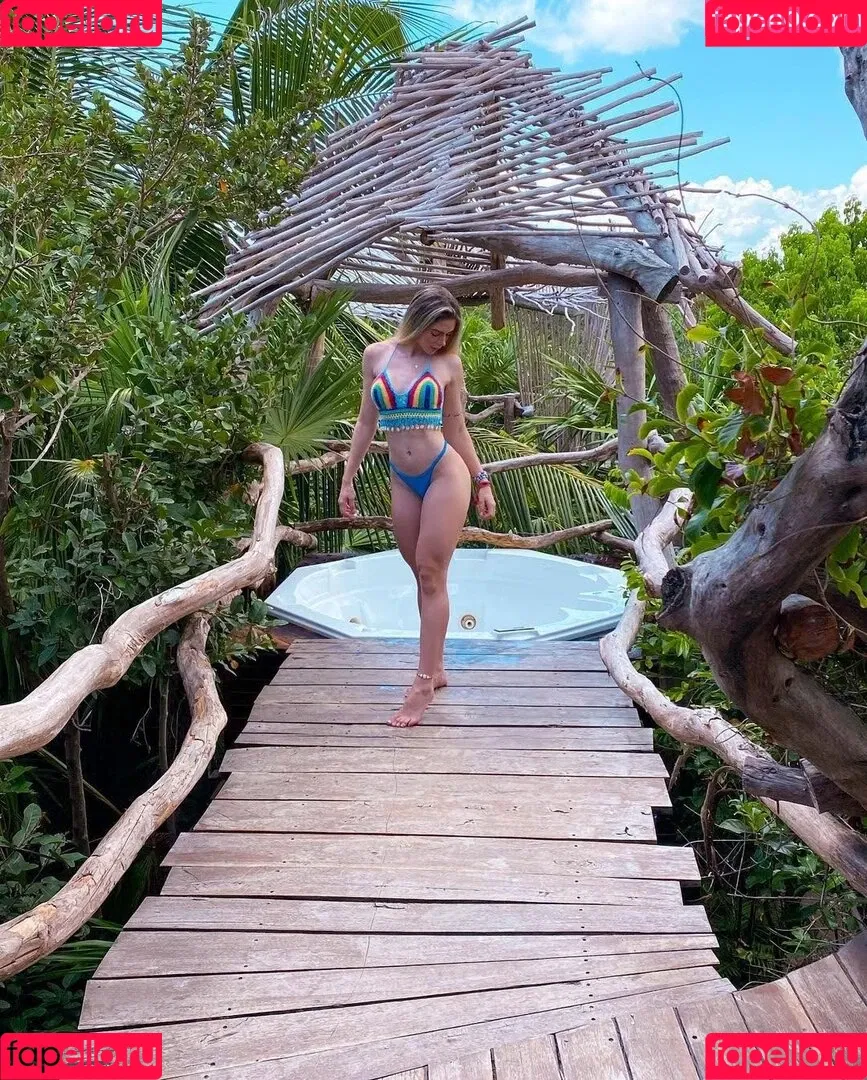 Thalita Nascimento Onlyfans Photo Gallery 