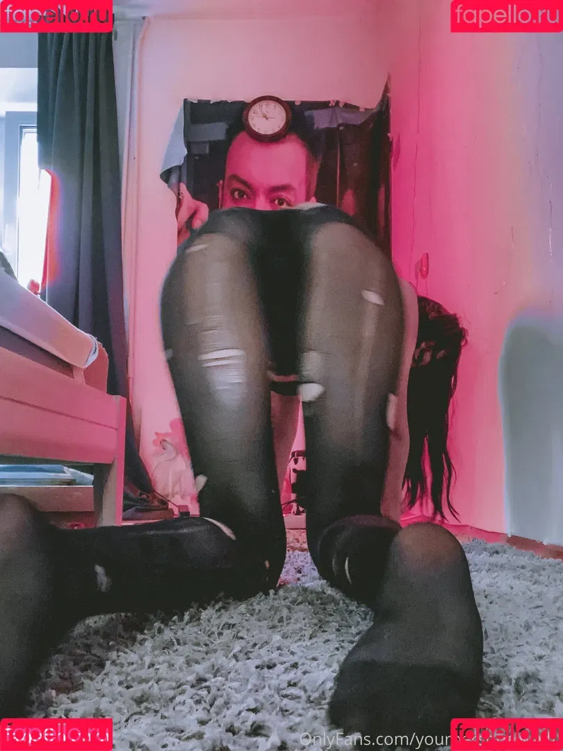 Yourpersonalwaifu Onlyfans Photo Gallery 