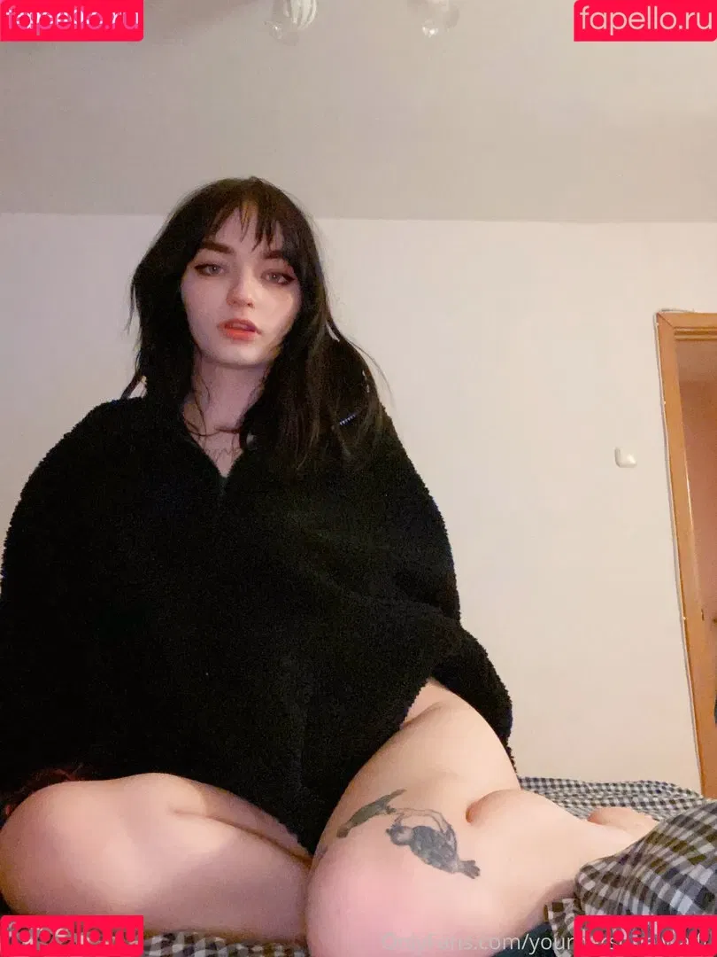 Yourpersonalwaifu Onlyfans Photo Gallery 