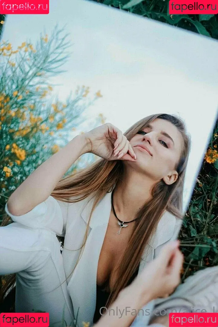 alice_l Onlyfans Photo Gallery 