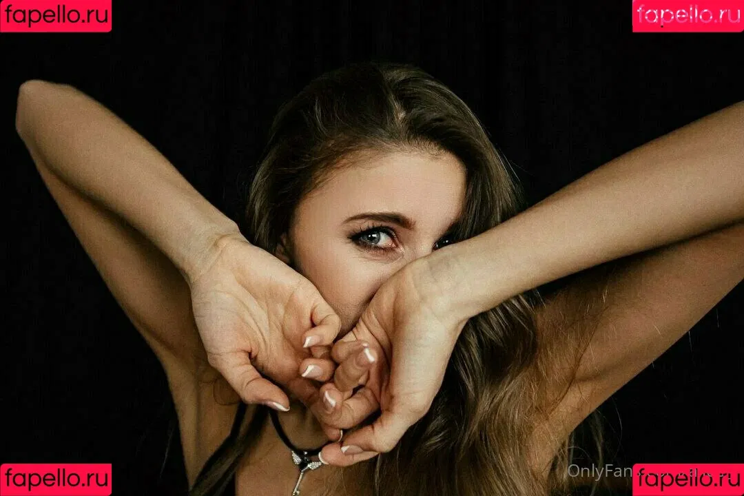 alice_l Onlyfans Photo Gallery 