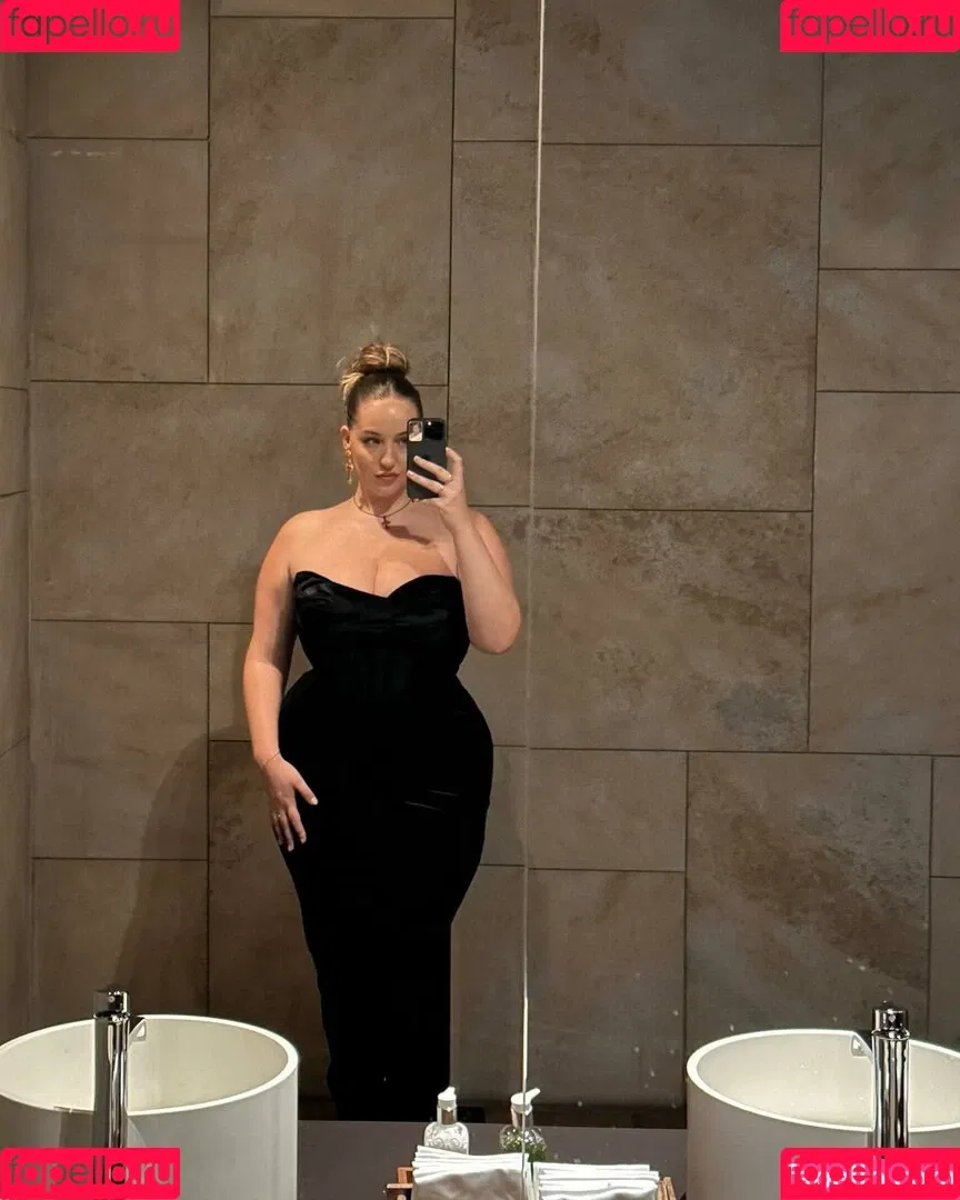 Joann Van Den Herik Onlyfans Photo Gallery 