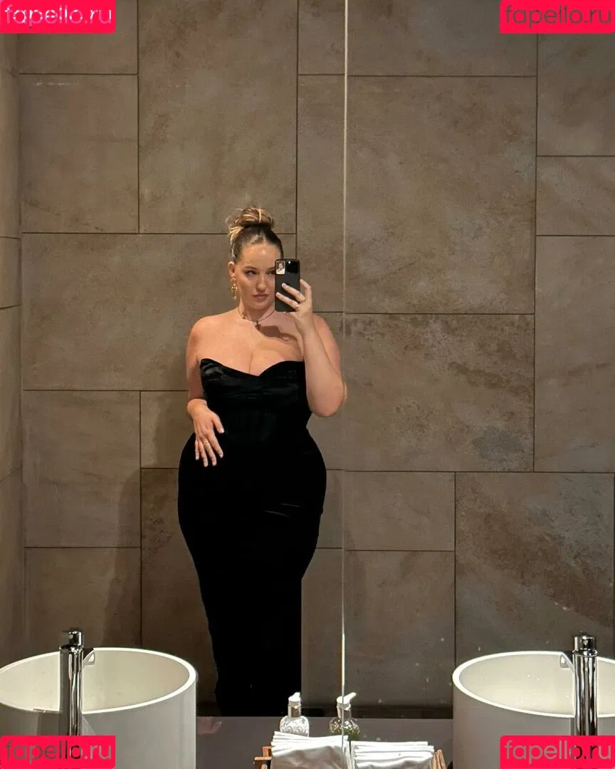 Joann Van Den Herik Onlyfans Photo Gallery 