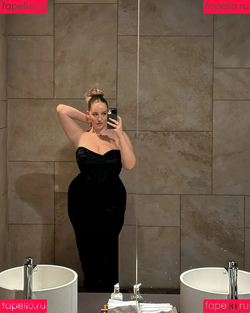 Joann Van Den Herik Onlyfans Photo Gallery 