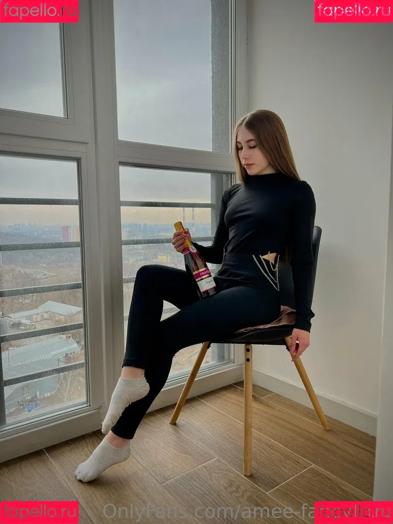 little-lisa Onlyfans Photo Gallery 