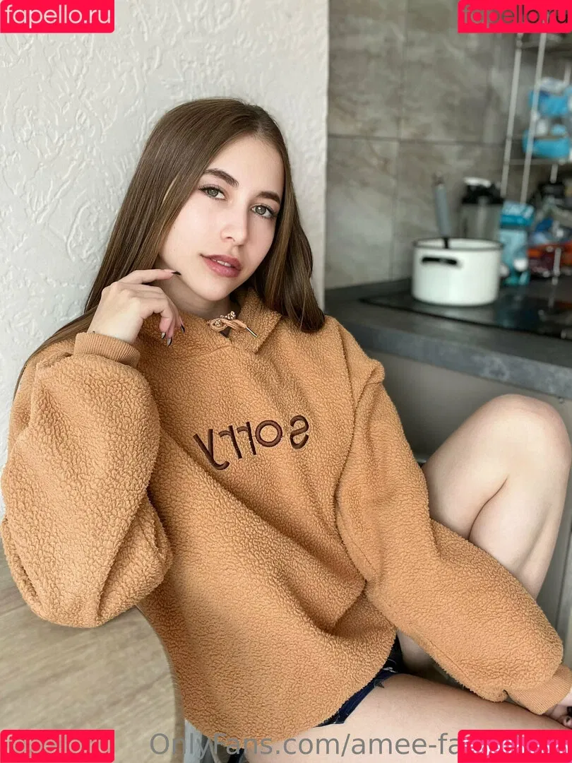 little-lisa Onlyfans Photo Gallery 