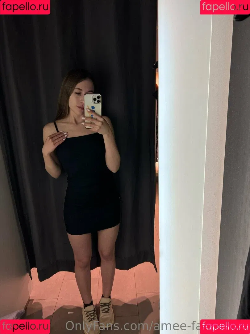 little-lisa Onlyfans Photo Gallery 