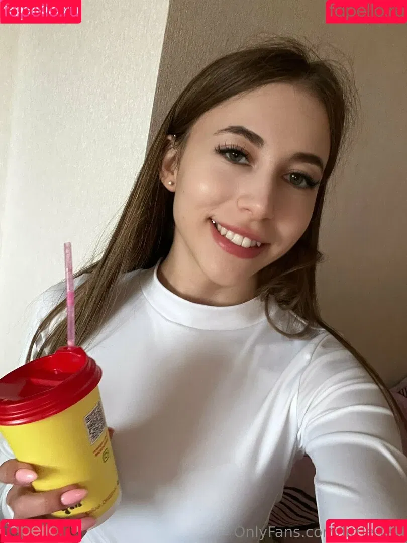 little-lisa Onlyfans Photo Gallery 